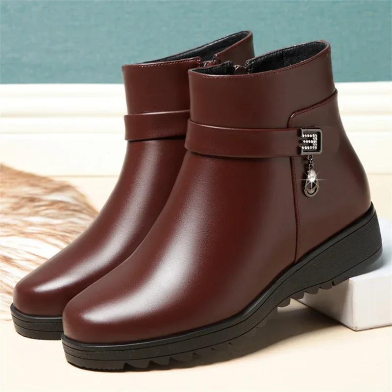 Autumn Winter Mum Warm Cotton Soft Shoes Women Fleece Side Zip Thick Bottom Short Boots Leisure Round Head Flats Boots