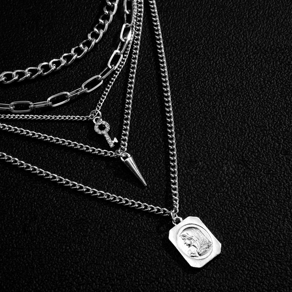 Men's Hip-Hop Metal Necklace High Street Retro Design Pendant Necklace Street Style