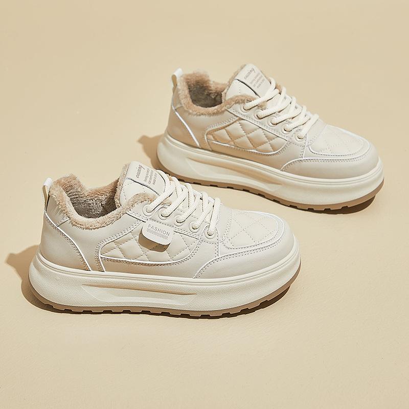 Winter Chunky Platform Sneakers for Women Warm Non-Slip Lace-Up Walking Shoes With Faux Fur Lining Women's Comfortable Fleece Lined Tennis Sneakers