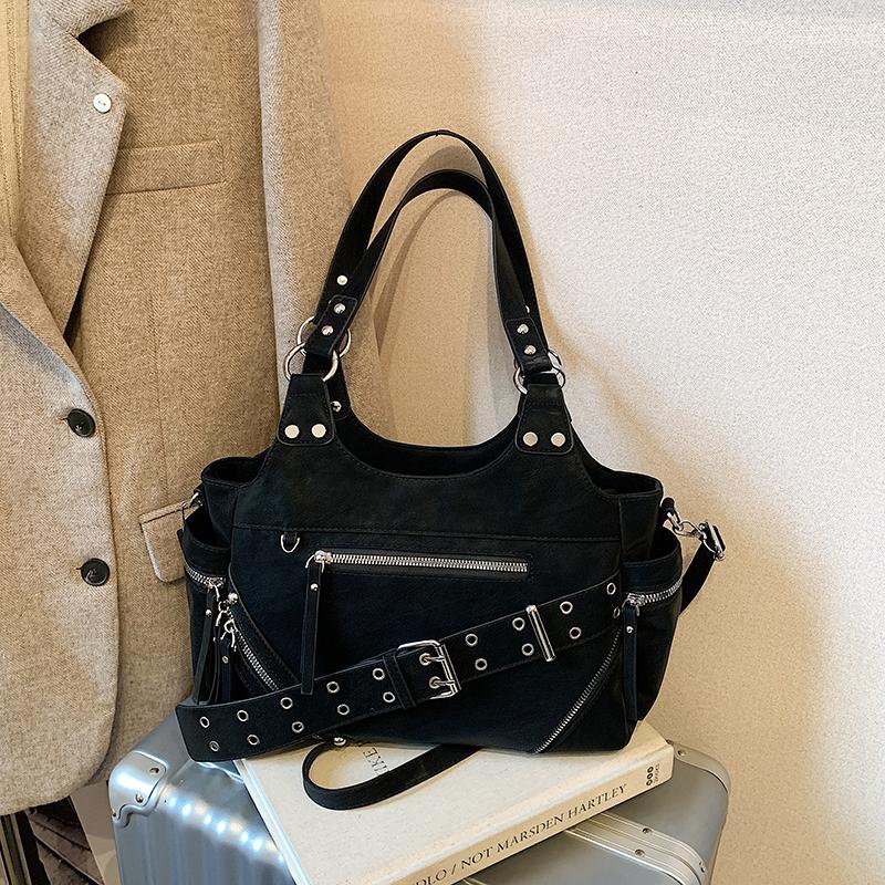 Casual Tote Solid Color Zipper Buckle Casual Tote 2026 High Quality Motorcycle Style Bags Durable Commuting Cool Shoulder Bags