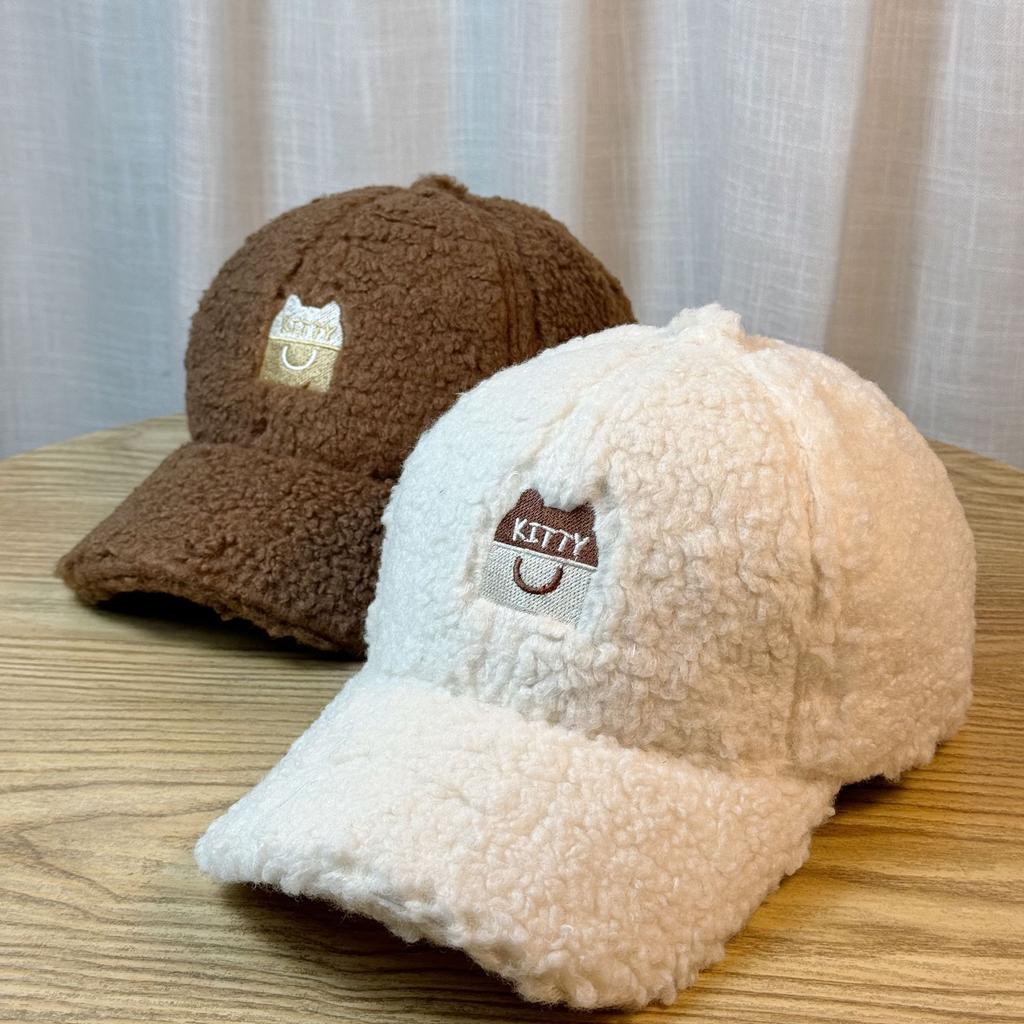 New Hat Women's Autumn and Winter Lamb's Hair Peaked Cap Cute and Versatile Baseball Cap Plush Velvet Hat Windproof and Warm