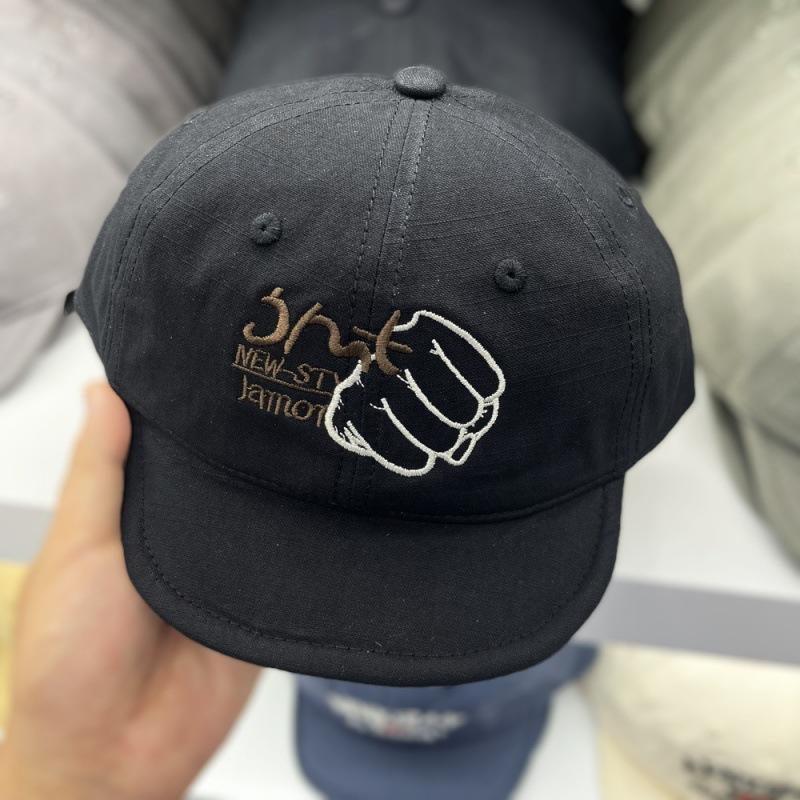 

Рабочая шляпа с короткими полями Мужская уличная шляпа с маленькими полями Японская бейсболка с мягкими полями Универсальная вышитая модная бейсболка Женская M（56-58cm）