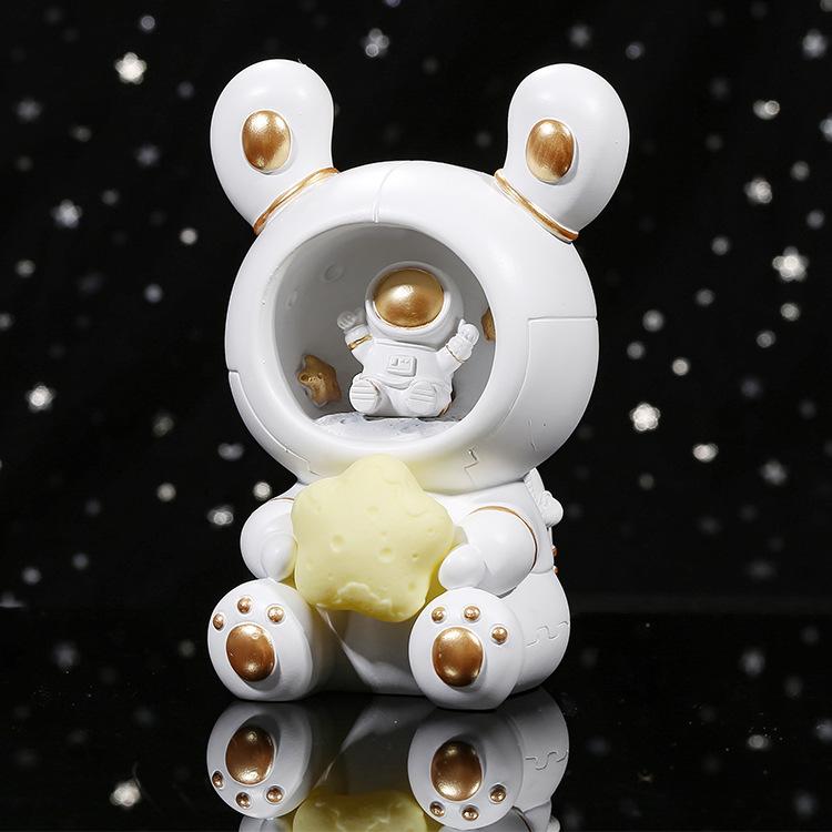 

Warm Night Lamp Light Battery Powered Cartoon Cute Rabbit Shaped Astronaut золотой