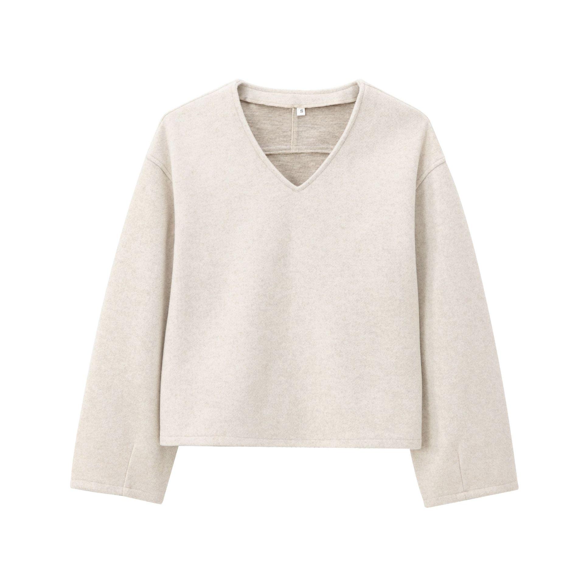 

Комплект из флисового свитшота с V-образным вырезом и драпировкой и брюк широкого кроя на зиму 2024: Европейская и американская повседневная мода Medium