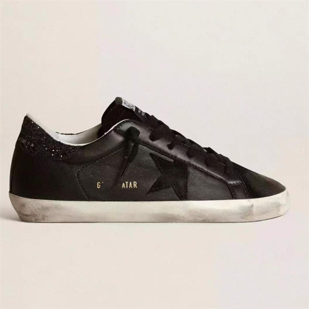 Unisex Retro Distressed White Shoes: Versatile, Height-Enhancing Korean GG Star Design