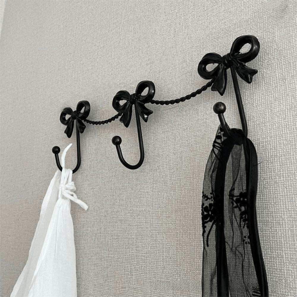 Iron Material Decorative Hangers Sturdy Metal Wall Hook Modern Minimalist Hooks  Bathroom