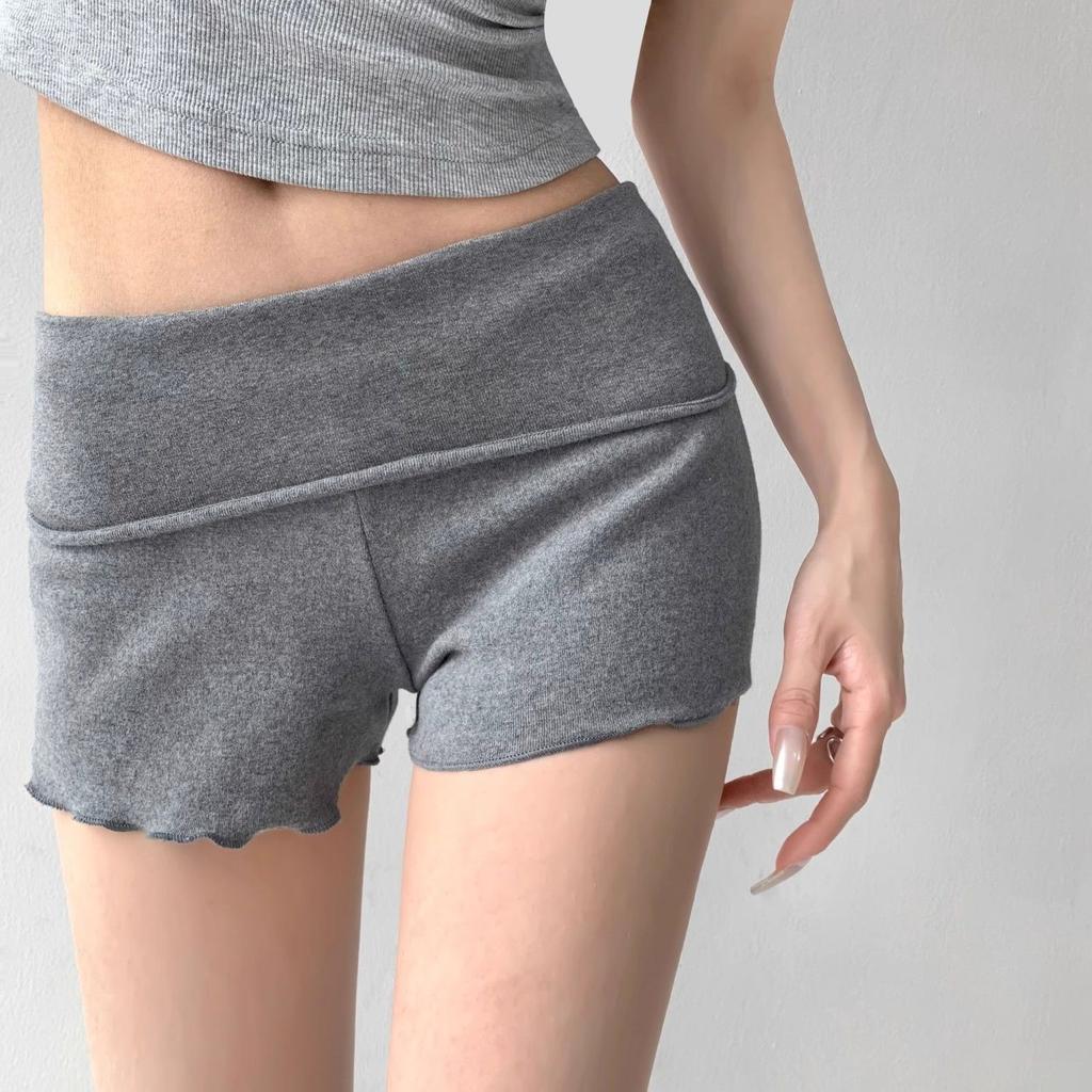 Bequeme graue schwarze Pilzkanten-Shorts für Damen-Frühlings- und Sommer-Outdoor-Bekleidung Leichtgewichtige, gewichtslose, sexy Falt-Shorts mit niedriger Taille