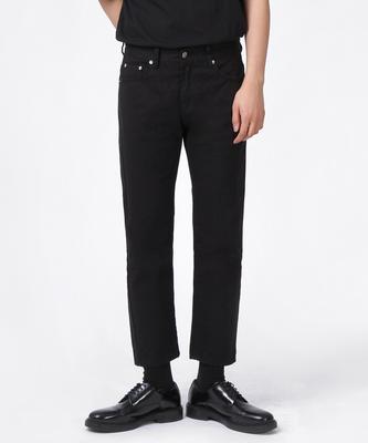 Deoseutoli Regular Fit Crop Pants (Black)