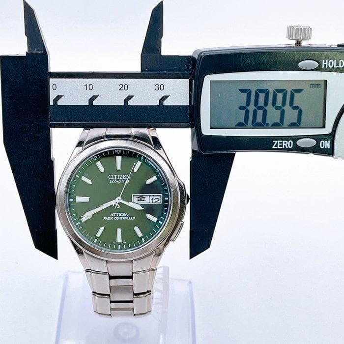 Used Working Item, Citizen Wristwatch, Black Dial, Eco-Drive, Radio-Controlled, Beautiful Condition