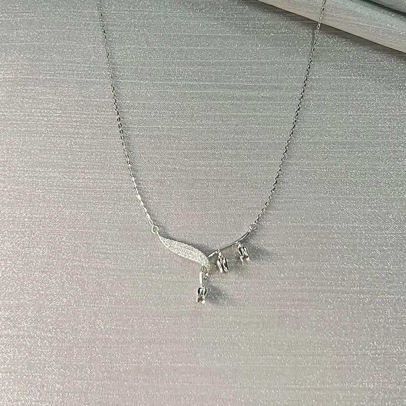

Lily of the Valley Necklace: 2026 Luxury Clavicle Chain for Women s Fashion срібний