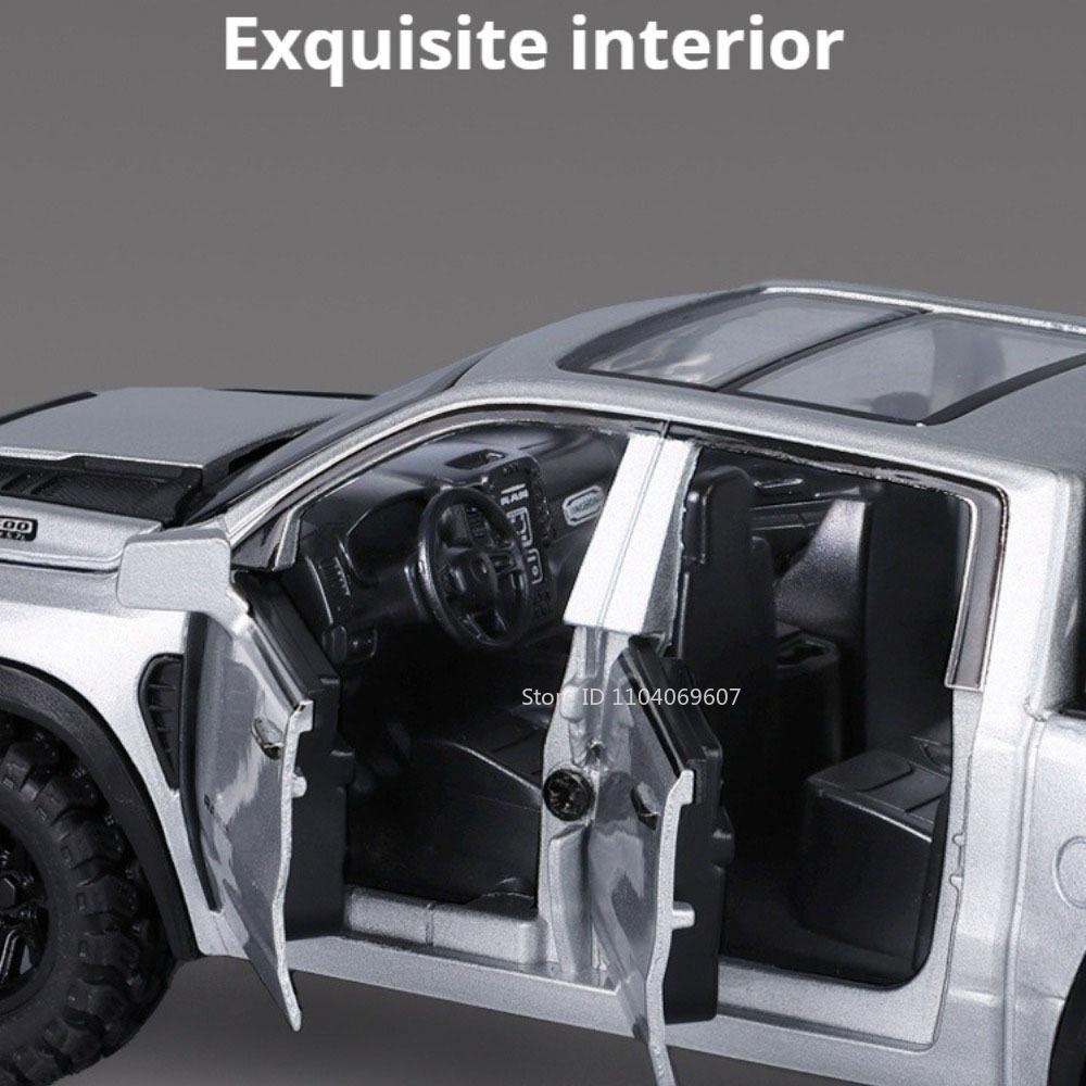1:32 Ram Pickup Model Toy Off-Road Cars Metal Diecast Shock Absorption Doors Opened Sound Light Pull Back Interactive Vehicles