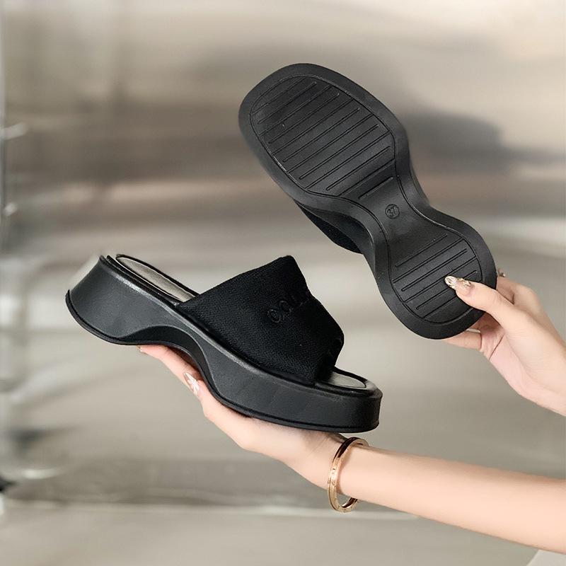 Women's 2023 Summer Square Toe Thick-Soled Platform Sandals - European & American Style Casual One-Strap Slippers