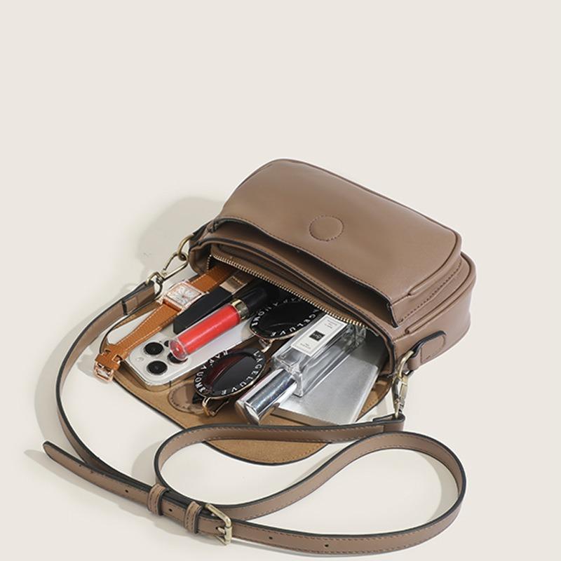 New Versatile Shoulder Women's Bag Wide Shoulder Strap Simple Saddle Crossbody Bag Premium Handbag