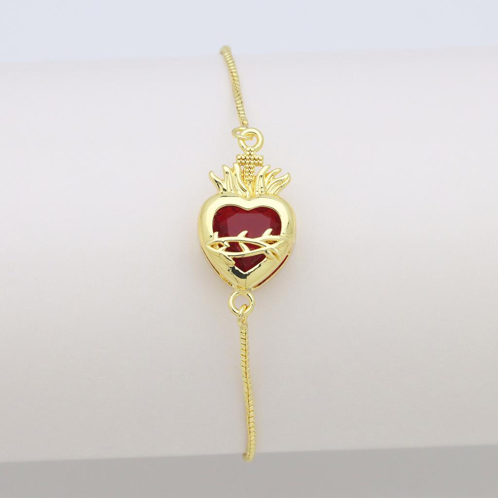 Herzförmige Liebe Kupferplattiertes Farbiges Zirkonium Pfirsichherz, Ein Schwert, das das Herz durchbohrt, kann das Zirkon-Box-Armband ziehen und verstellen.