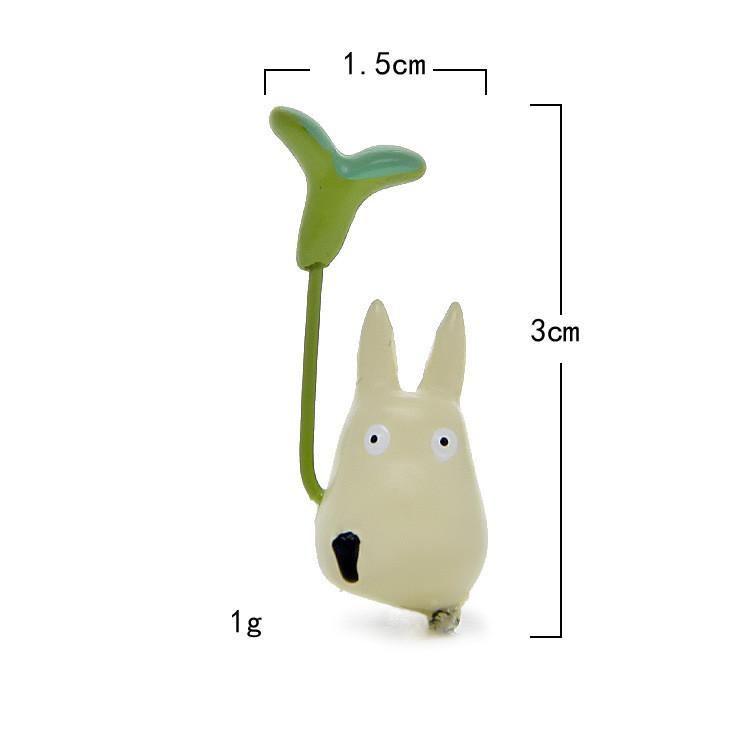 Handcraft Cartoon Totoro Toy With Leaf Pattern For Office Decor And Gift Giving