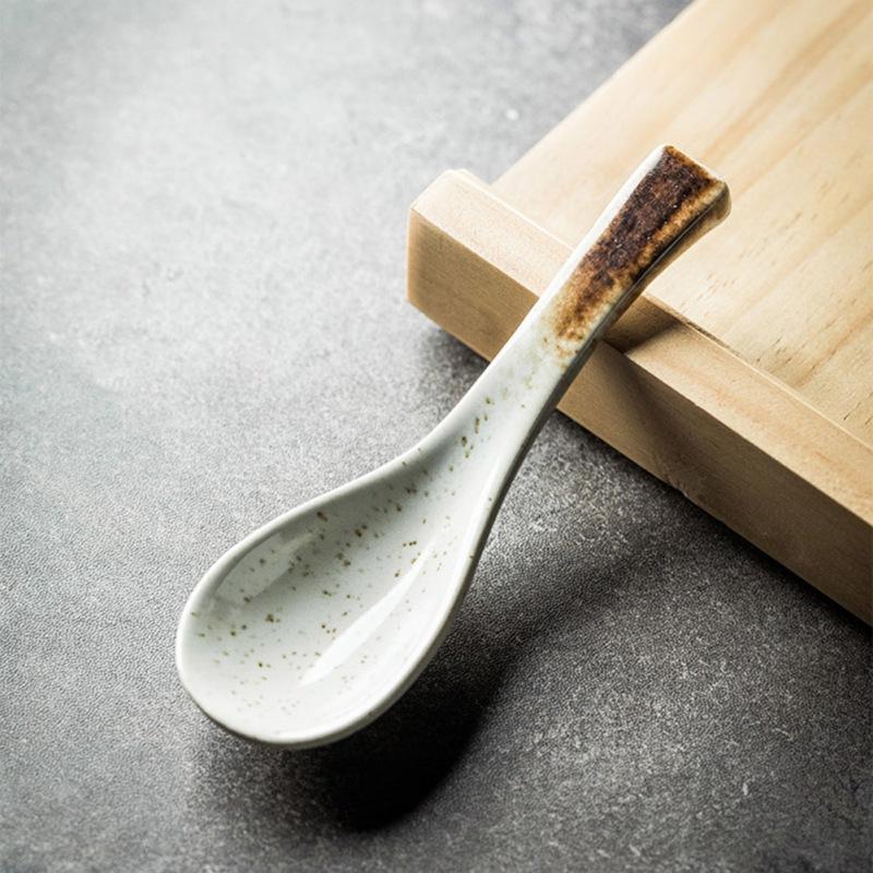 13cm japonská retro keramická polévková lžíce, jídelní lžíce na rýži, kuchyňská servírovací čajová lžička, stolní nádobí, kuchyňské kuchyňské náčiní