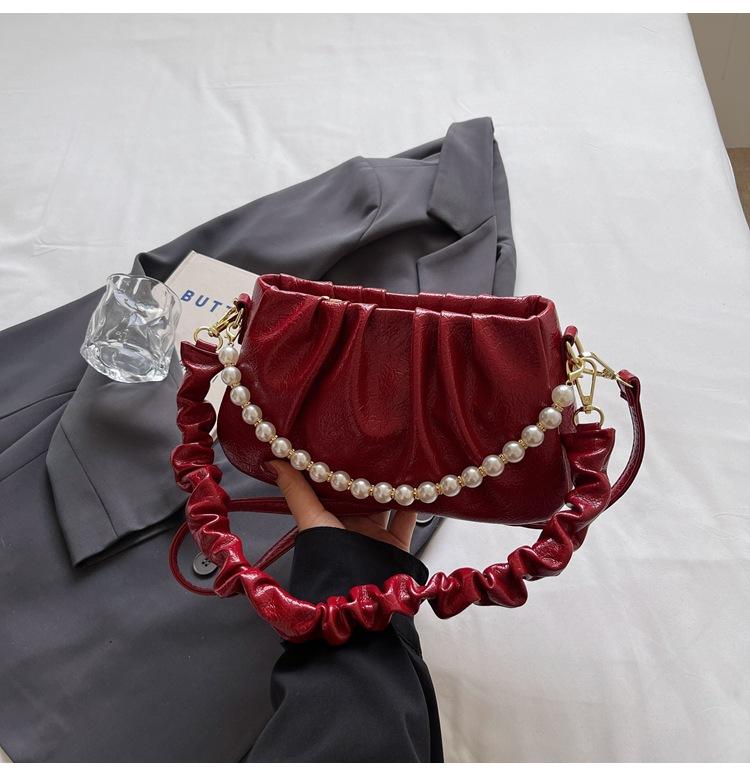 Large capacity bag women's summer new casual messenger bag shoulder underarm pleated cloud bag