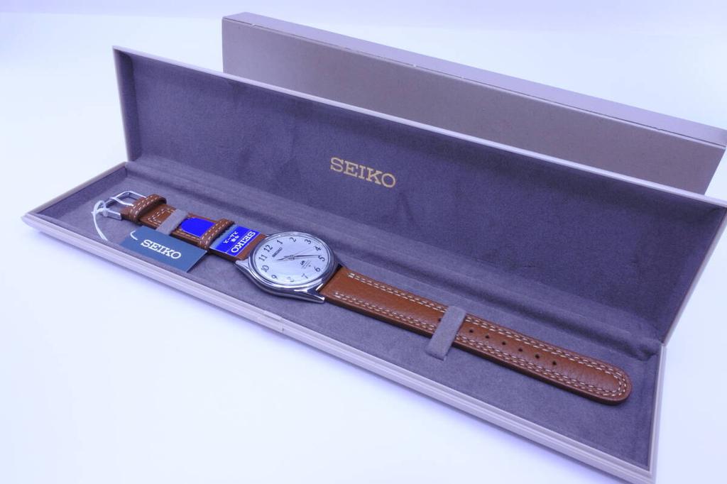 mechanical 56 1973 SEIKO LORD MATIC 23 dial automatic with in excellent Excellent movement, series, jewels, silk-finish all-numeric 5601-9000 men's