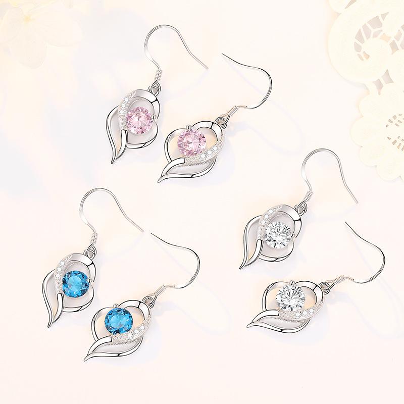 

Have You In Your Heart Earrings Temperament Long Girl s Pink Heart-shaped Earrings