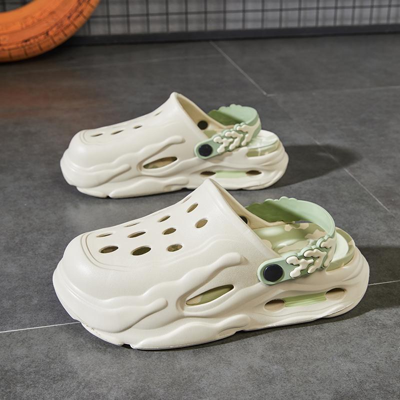 Fashion Men's Trendy Thick Soled Sandals Outdoor Slippers Men Garden Shoes Comfortable Men Summer Casual Shoes Half Drag Beach Sandals