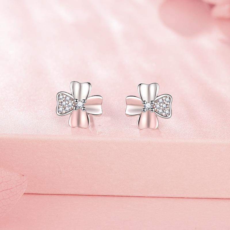 One Week Earrings Women's Simple Ins Small Fragrance Light Luxury Premium Earrings Commuter Earrings