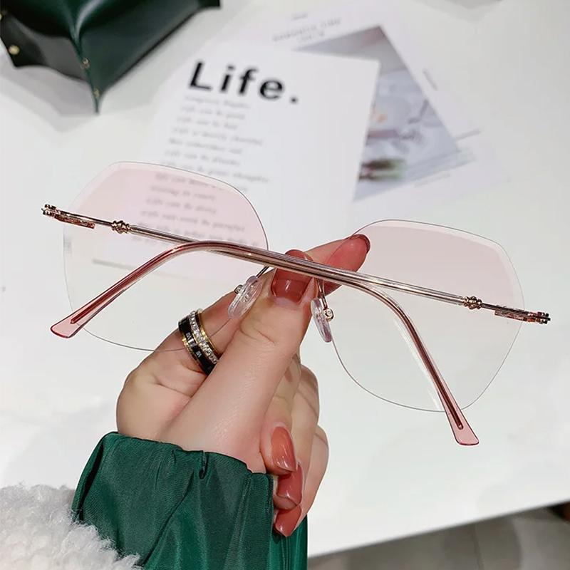 New Frameless Gradient Color Anti-Blue Light Glasses With Large Frames Fashionable And Trendy Style Myopia Glasses  3302