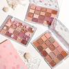 Palette di ombretti Cherry Blossom da 20 colori, ombretti perlati opachi altamente pigmentati, stampati carini, impermeabili, anti-sudore, trucco quotidiano per gli occhi, regalo per le donne