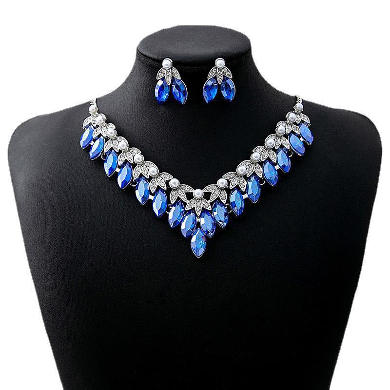 Vintage Exaggerated Jewelry Set, Temperament Luxury Dinner Water Drop Necklace Bridal Accessories Pearl Earrings Women
