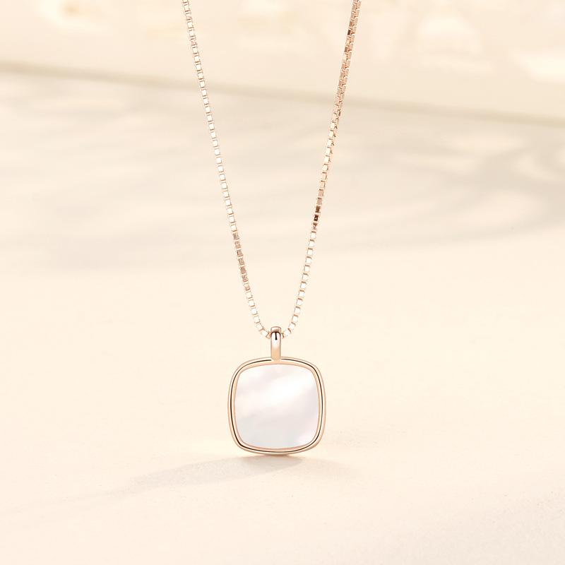 

Квадратное ожерелье из рябчика удачи для женщин, цепочка с позолотой, простая геометрическая подвеска