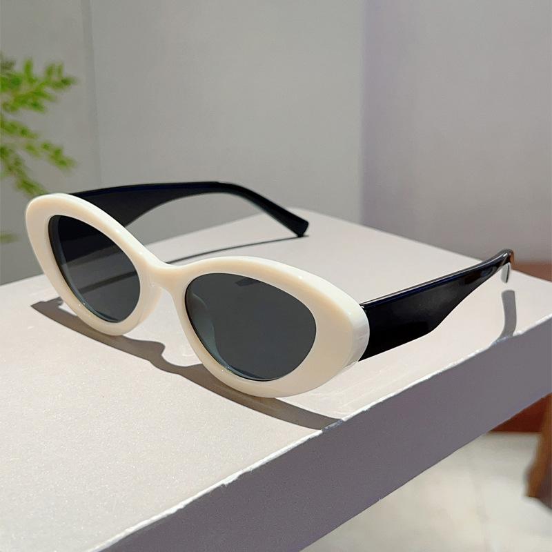 European and American style cat eye small frame trendy sunglasses small fragrant style high-end street photography thin jelly sunglasses