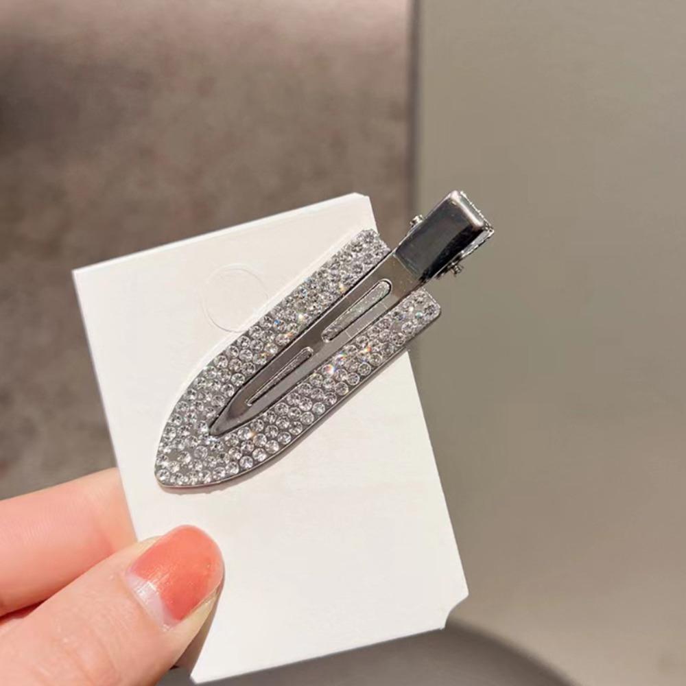 

Rhinestone Decoration Duckbill Clip Shovel Shaped Seamless Hairpin Creative Bangs Clips серебряный
