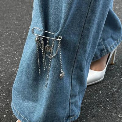 Salircon Exquisite Love Heart Tassels Pendant Anklet Chain Women Fashion Creative Brooch Jeans Pants Clothes Decor Party Jewelry
