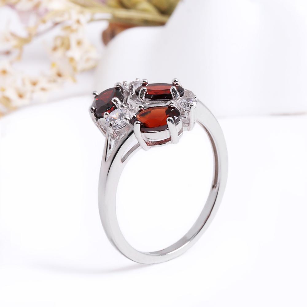 925 Silber Schmuckset mit natürlichen roten Granat-Edelsteinen Ohrringe und Ring für Frauen als schönes Geburtstagsgeschenk