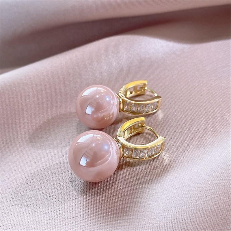 Elegant Freshwater Pearls Earrings for Women Craft In Sturdy Copper Materials Comfortable Designs for Any Occasion