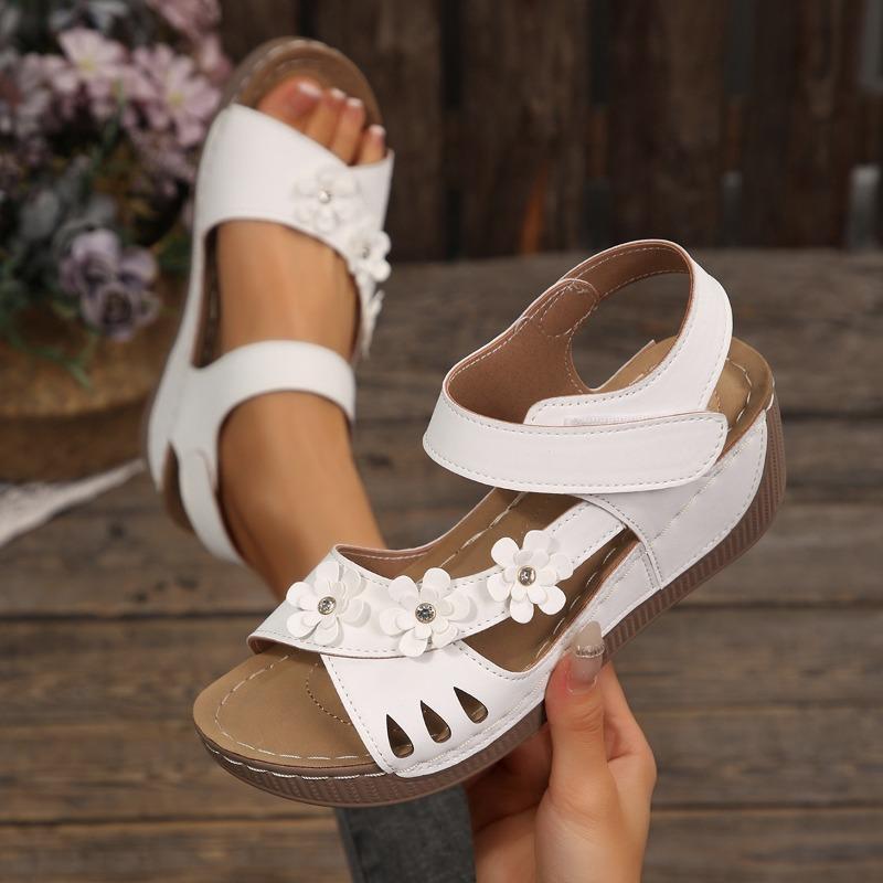Summer new foreign trade large size wedge sandals flower decoration platform Velcro fish mouth beach shoes