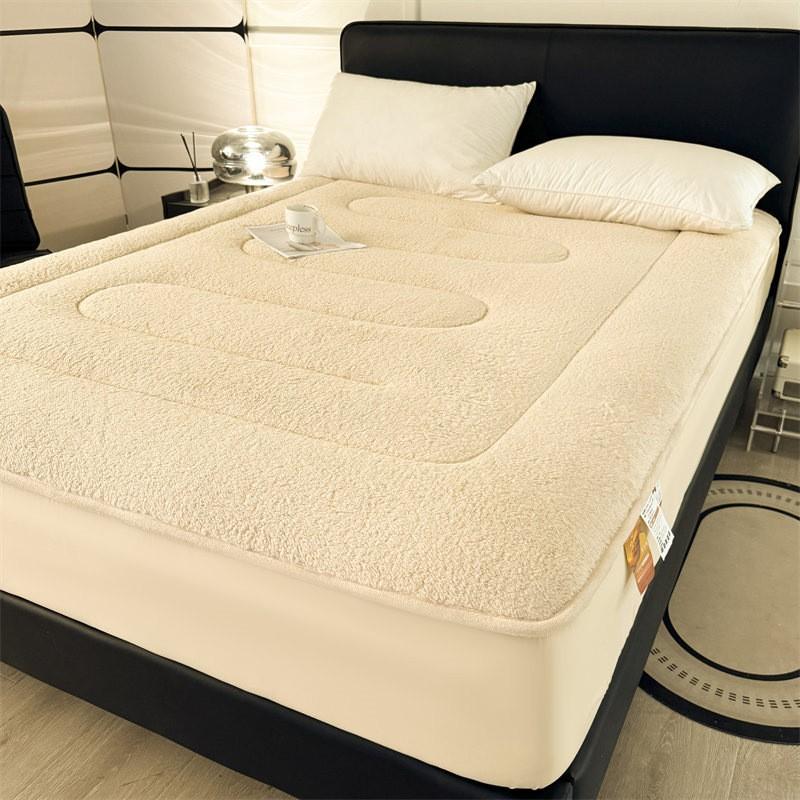 New lamb fleece mattress single piece winter milk fleece mattress cover thickened coral fleece mattress cover student dormitory