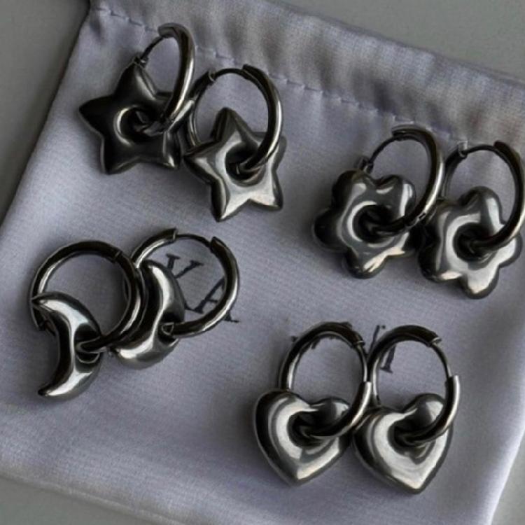 Eye Catching Hoop Earrings Stainless Steel Plum Blossom/Star/Moon/Heart Earring