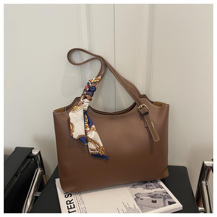 Fashionable Single-shoulder Stylish and Casual Large-capacity Commuter Women's Tote Bag