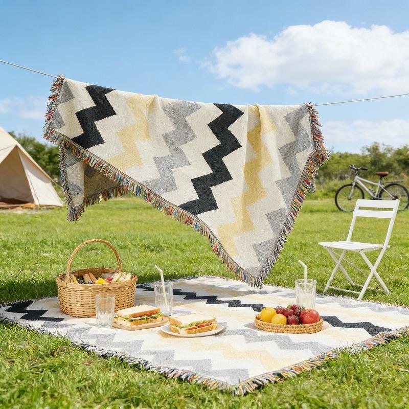 Simple Modern Outdoor Camping Picnic Blanket Soft Comfortable Sofa Towel Full Coverage for Office Cozy Companion