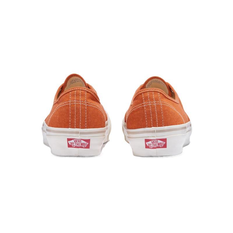 Vans MTE Authentic Low Top Sneakers Unisex Orange VN000CW252K