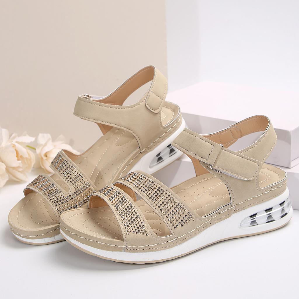 Fashion Women Lightweight Beach Platform Sandals 2025 New Summer Women Anti-slip Fashion New Wedge Casual Shoes Comfortable Flat Sandals