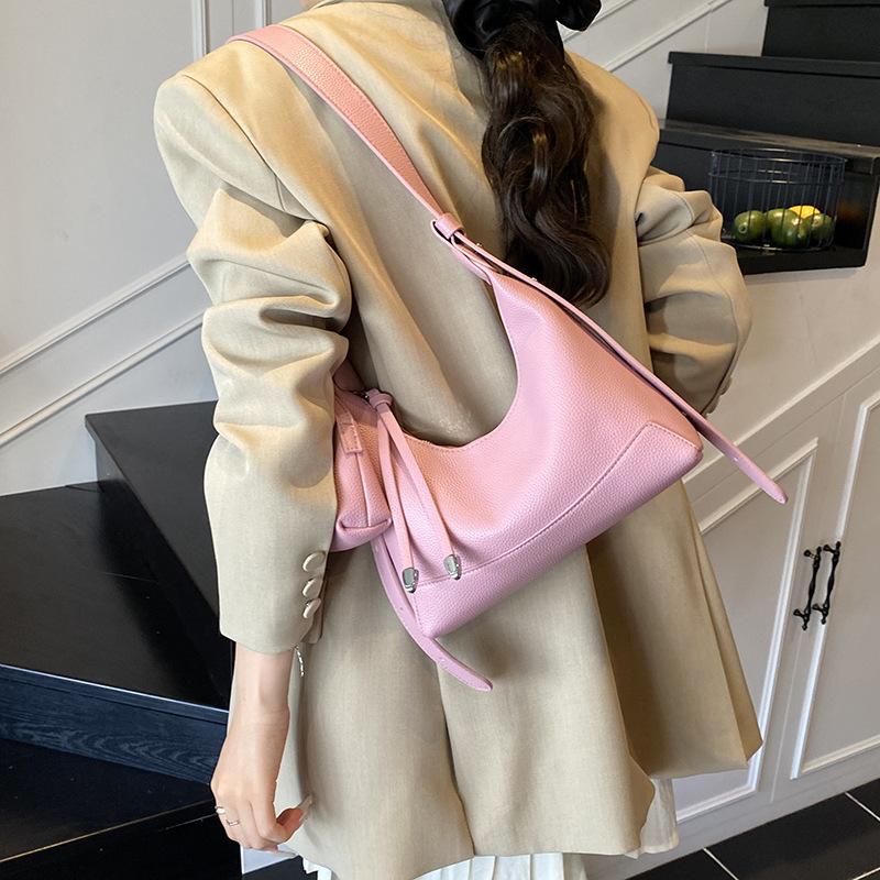 Retro high-end underarm commuter bag women's 2025 new simple wide shoulder strap one-shoulder crossbody bag free coin purse