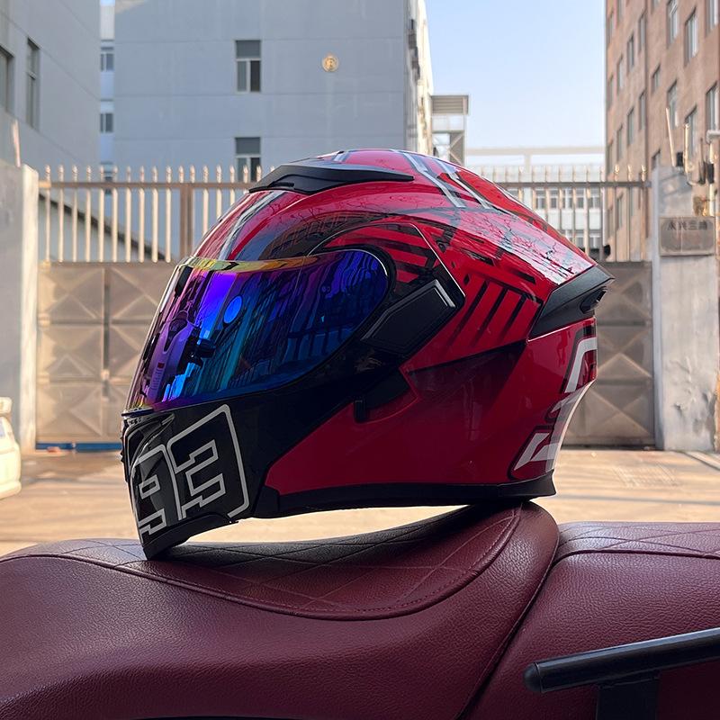 Motorcycle helmets Men's and women's locomotive full helmets Bluetooth peel-off helmets Electric vehicle helmets