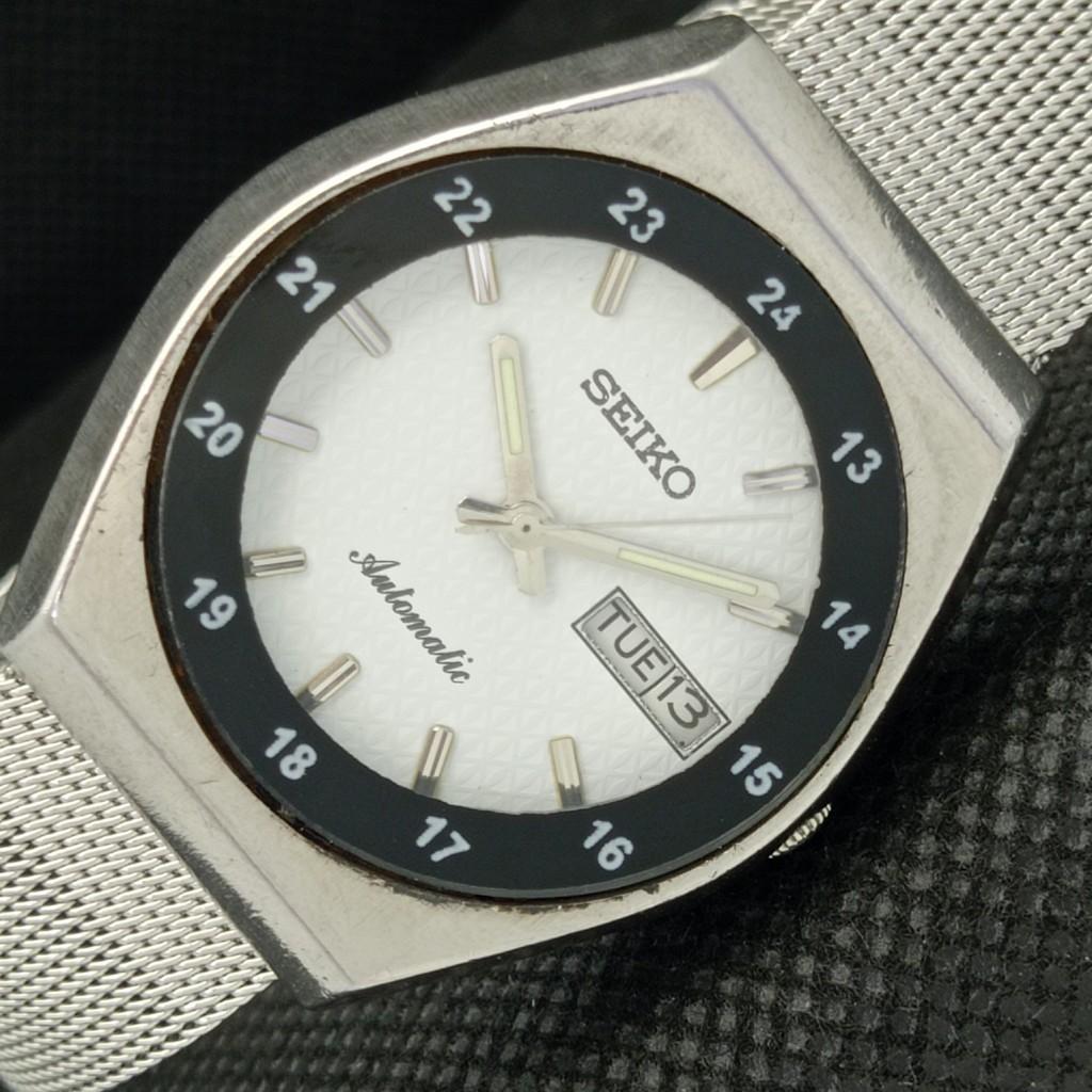 

Б/У винтажные часы SEIKO 5 AUTOMATIC 6309A JAPAN MENS D/D WHITE WATCH 588c-a313910-9 SKU588c-a313910