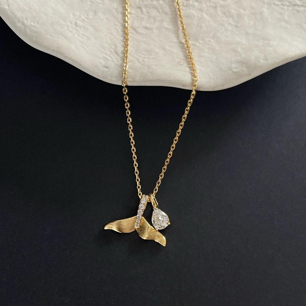 

Elegant Brushed Mermaid Tear Necklace with Zircon Pendant Fish Tail Drop for Women Fashion Jewelry