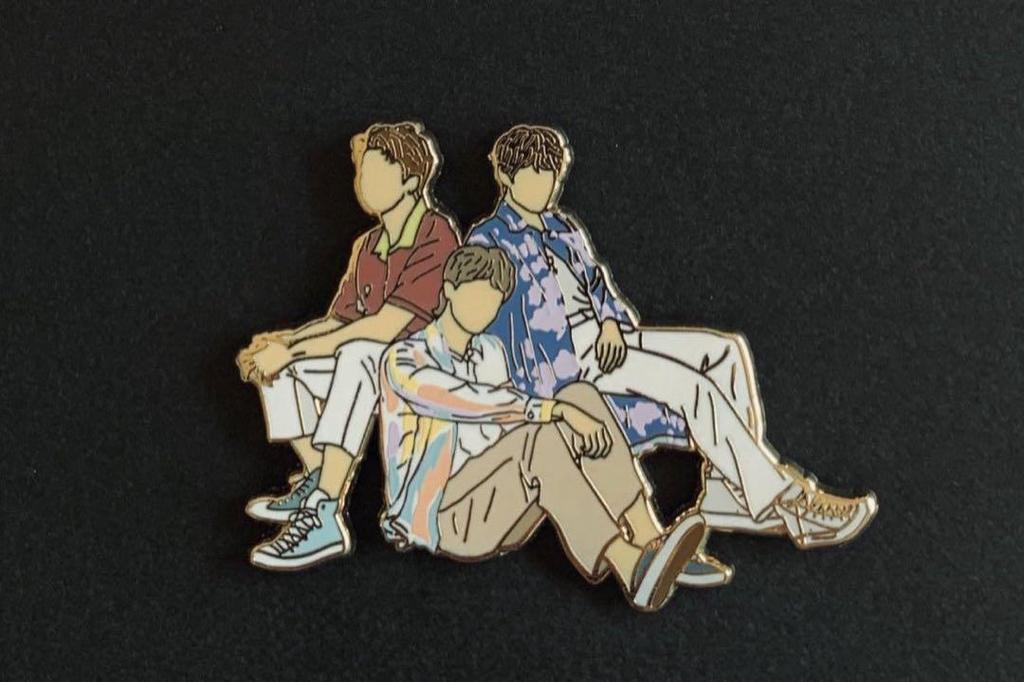[USED] BTS Namjoon Seokjin Jin Taehyung Pin Badge Master