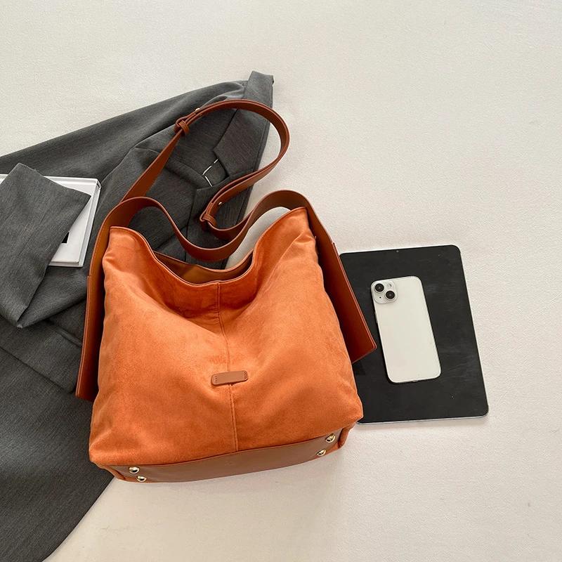 Unique Lazy Style Shoulder Bag  Large Capacity Bag with Deer Skin  Matte  Versatile  Crossbody Bag