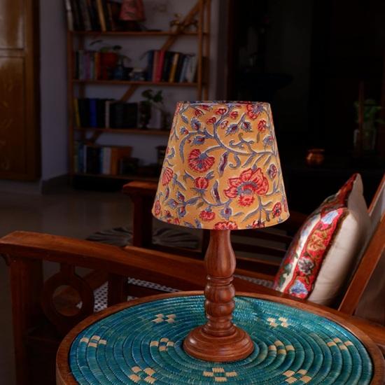 45 cm Table Lamp with Wooden Base, Floral Pattern Fabric Shade, Traditional Design Living Room, Home, Office, Decor