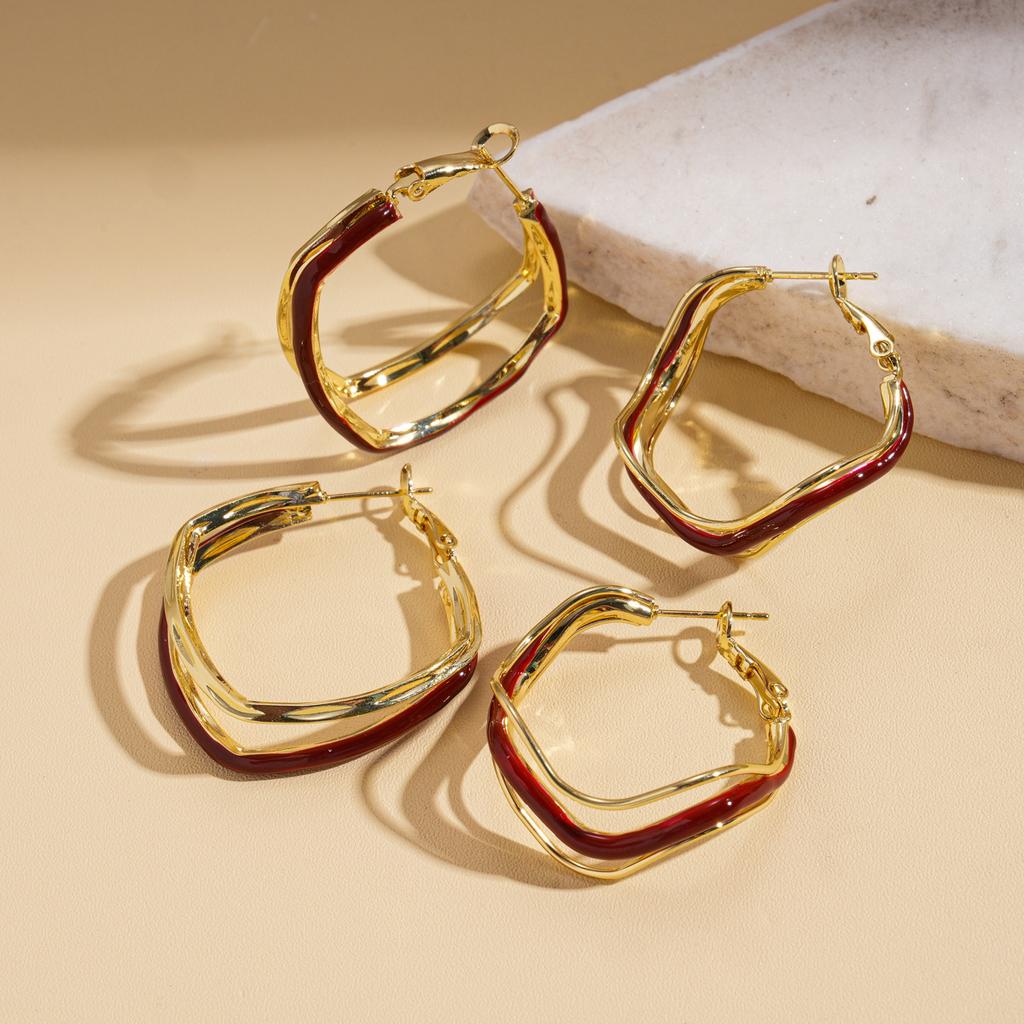 18k real gold electroplating dripping oil irregular geometric waves three-layer silver needle earrings retro simple earrings