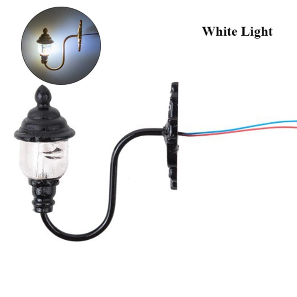 ABS Metal Material Dollhouse Wall Lamp 1.7*1.8cm/2.2*2.7cm Garden Yard Led Light